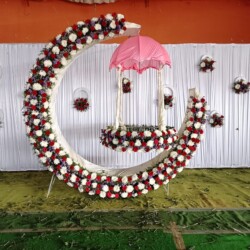 Cradle ceremony flower decoration