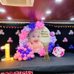 Birthday balloon decoration