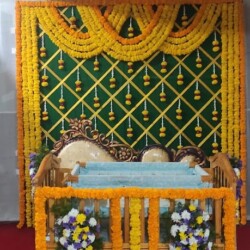 Cradle ceremony flower decoration