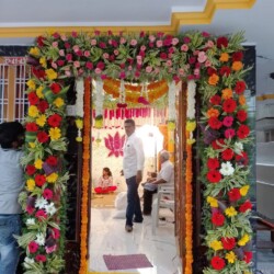 House warming flower decor