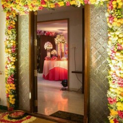 House warming flower decoration