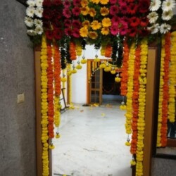 House warming flower decoration