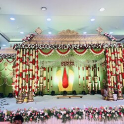 Wedding stage flower decoration